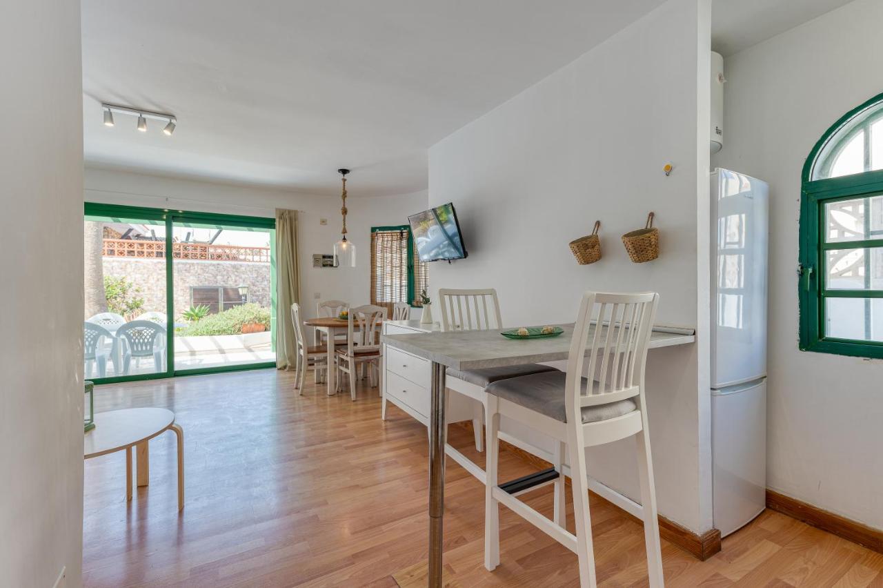 Homeforguest Apartment With Pool And Terrace 1 Min From The Beach 코라레호 외부 사진