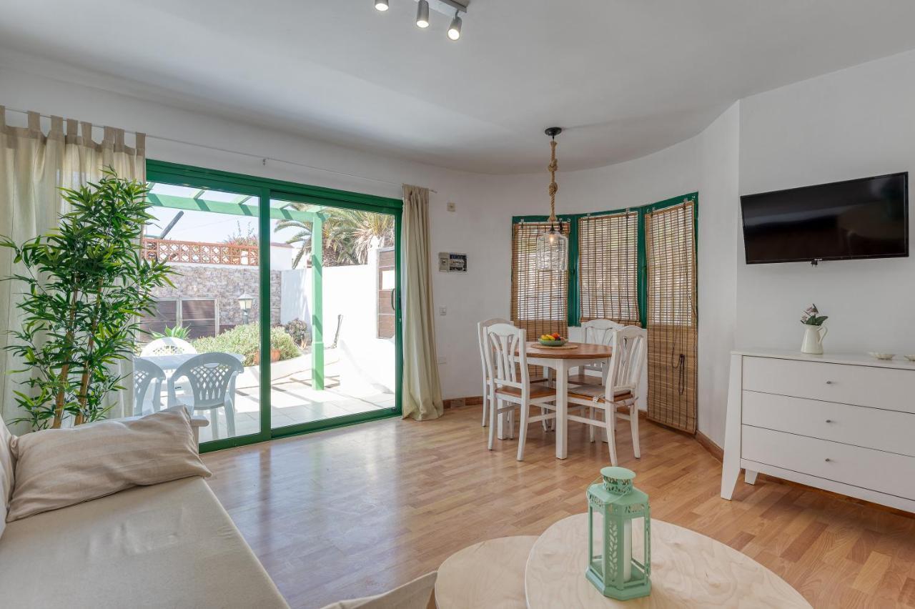 Homeforguest Apartment With Pool And Terrace 1 Min From The Beach 코라레호 외부 사진