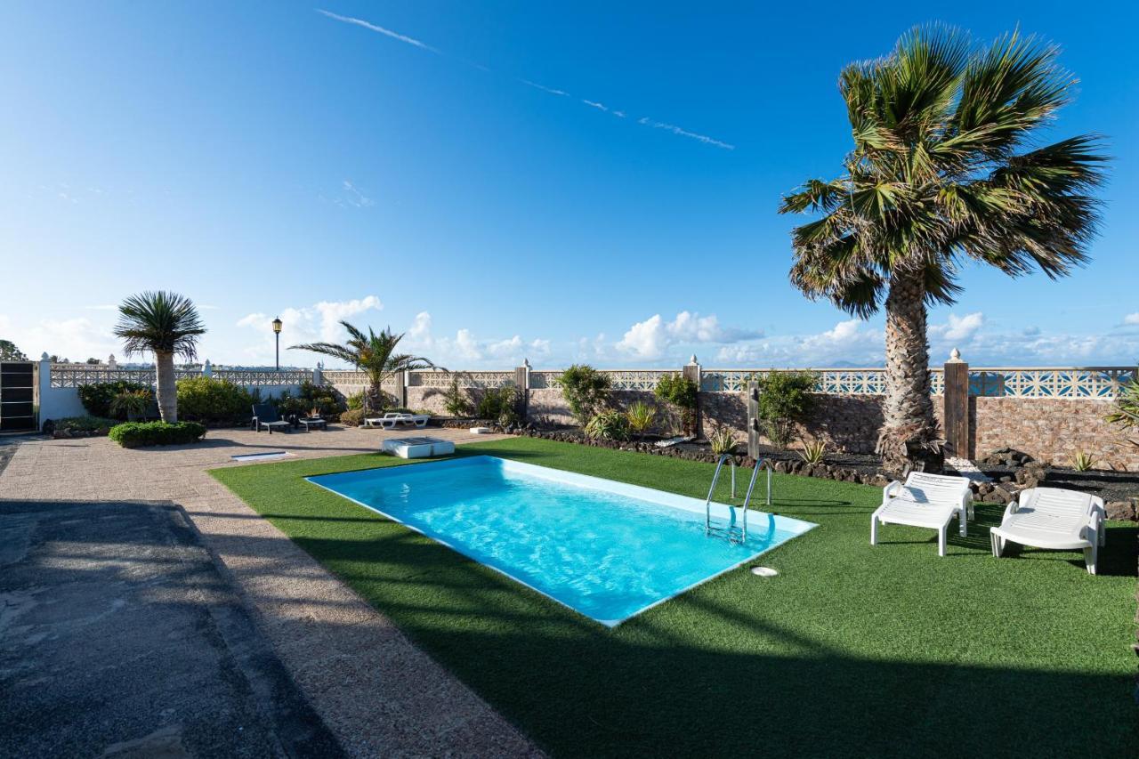 Homeforguest Apartment With Pool And Terrace 1 Min From The Beach 코라레호 외부 사진
